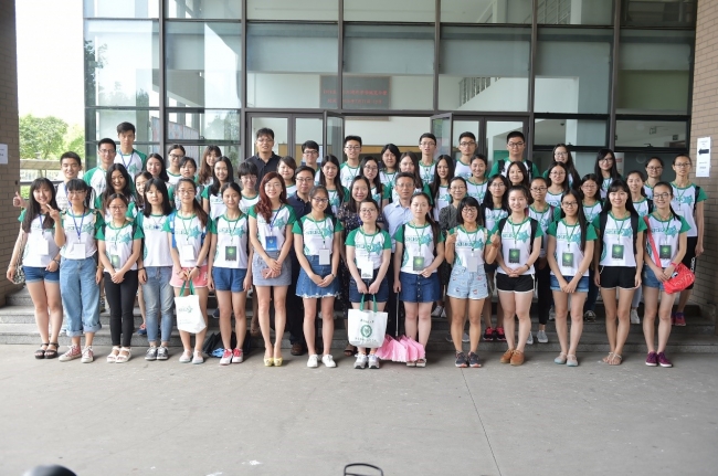 1夏令营开幕式合影 1夏令营开幕式合影