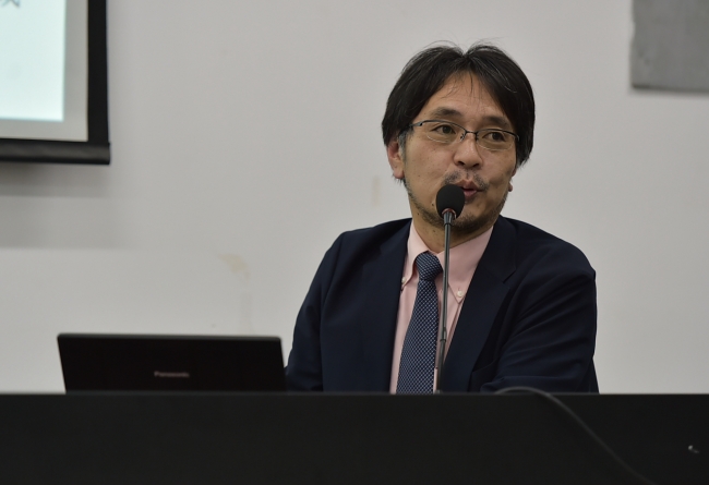 石山俊研究员作报告