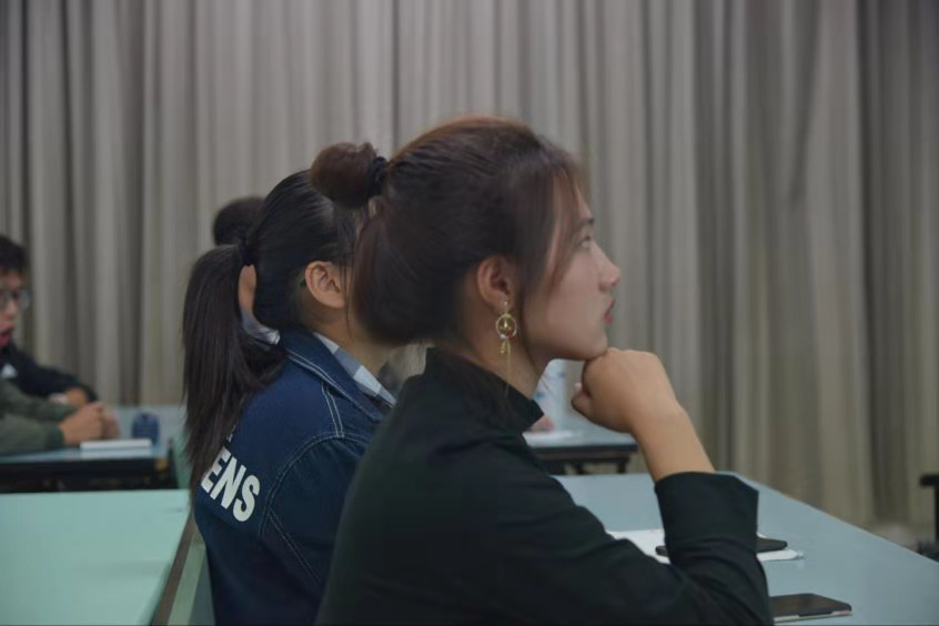 图片9 图片9